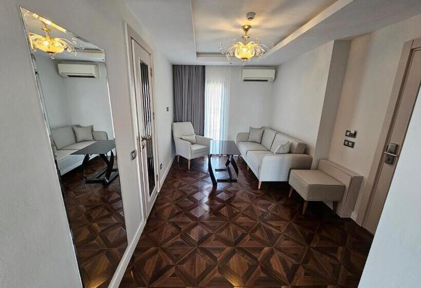 Deluxe Suite Sea View, Anthemis