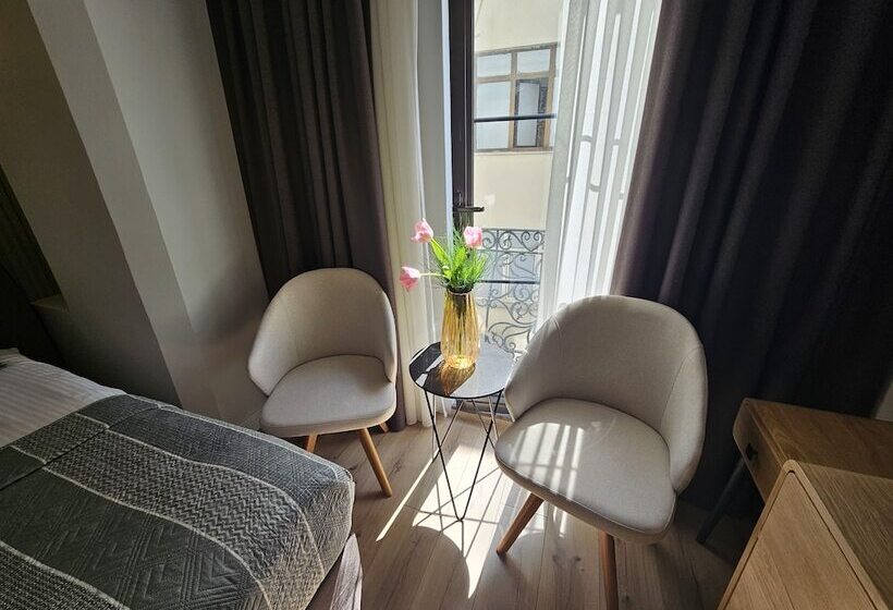 اتاق استاندارد, Anthemis