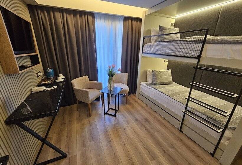 اتاق اکونومی, Anthemis