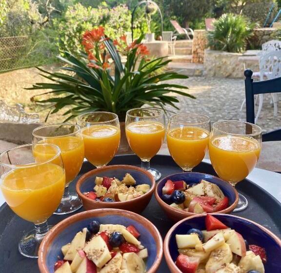 غرفة قياسية ثلاثية مطلة علي الحديقة, Asis De Marratxinet Turismo De Interior