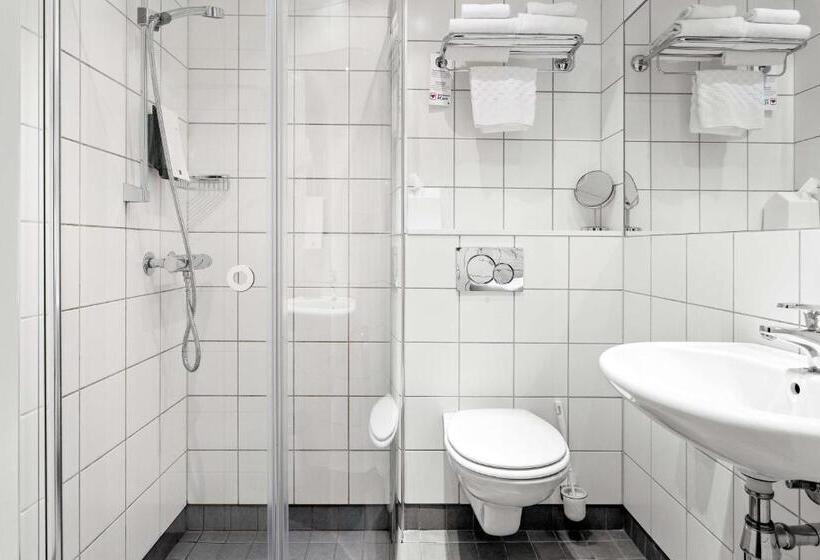 家庭间, Best Western Malmo Arena