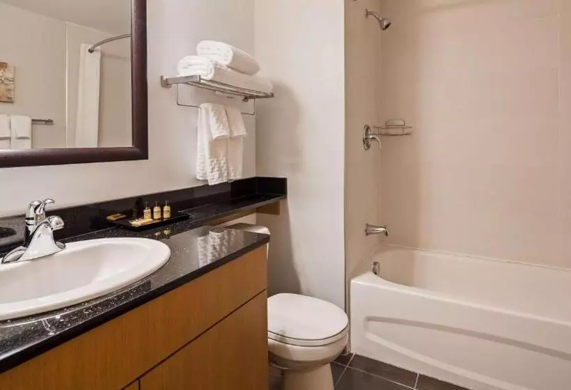 スーペリアースイート, Best Western Plus Airport Inn & Suites