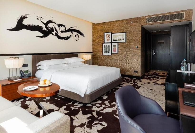 اتاق لوکس با چشم‌انداز شهر, City Of Dreams   Nobu Hotel Manila