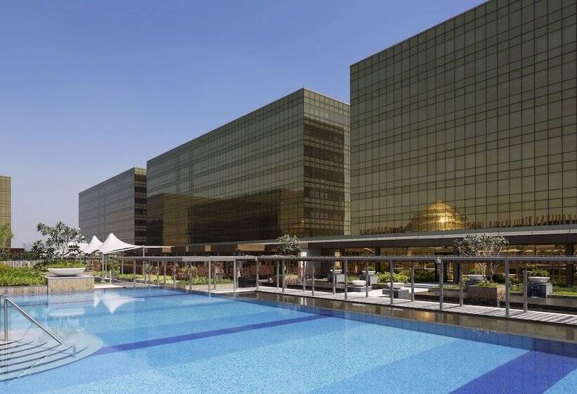 Premium Room Pool View, City Of Dreams   Nobu Hotel Manila