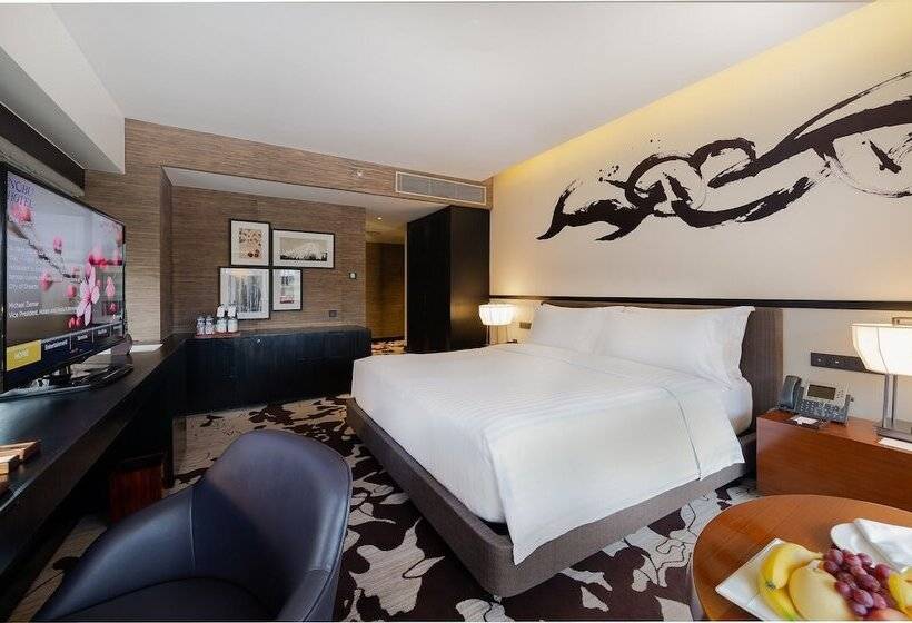 Premium Room Pool View, City Of Dreams   Nobu Hotel Manila