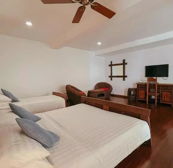 Junior Suite, Corto Del Mar
