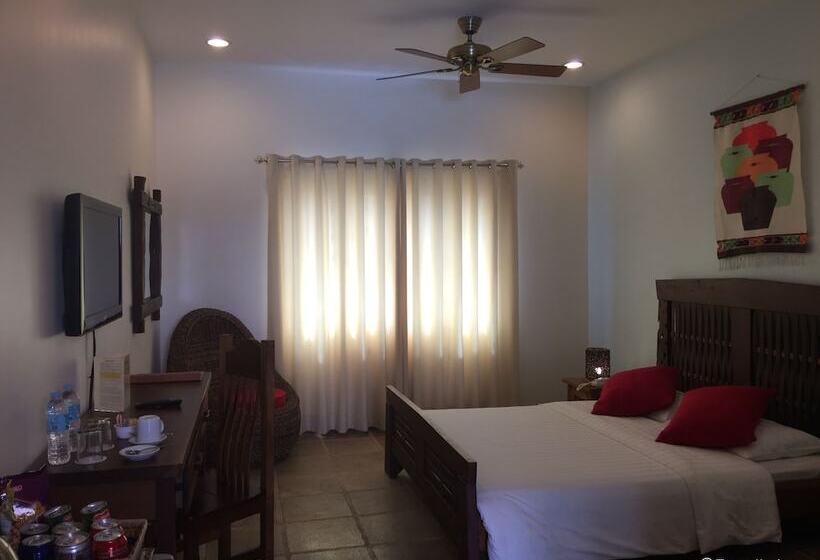 اتاق سوپریور, Corto Del Mar