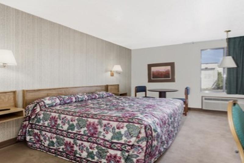 اتاق استاندارد, Corto Del Mar