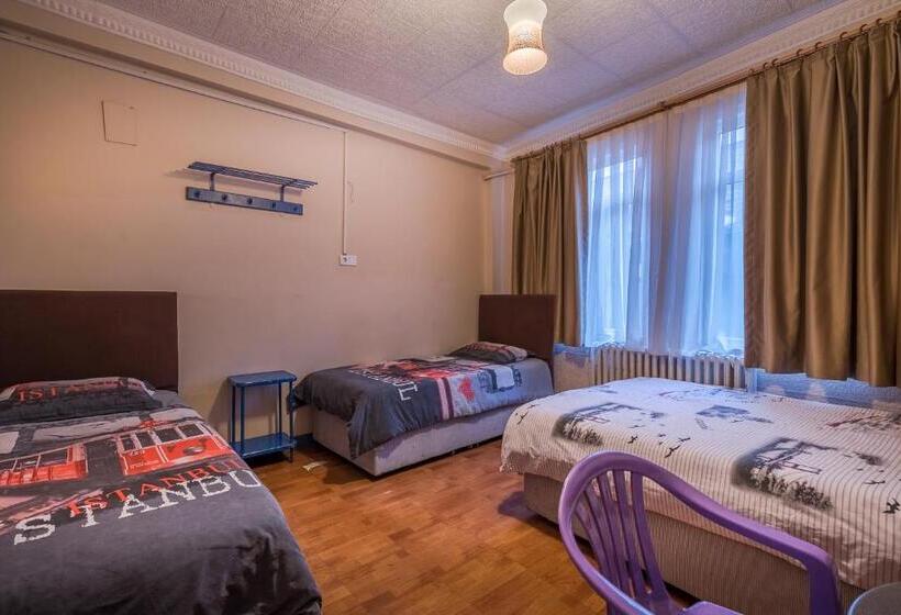 Economy Triple Room, Erenler Hotel & Hostel