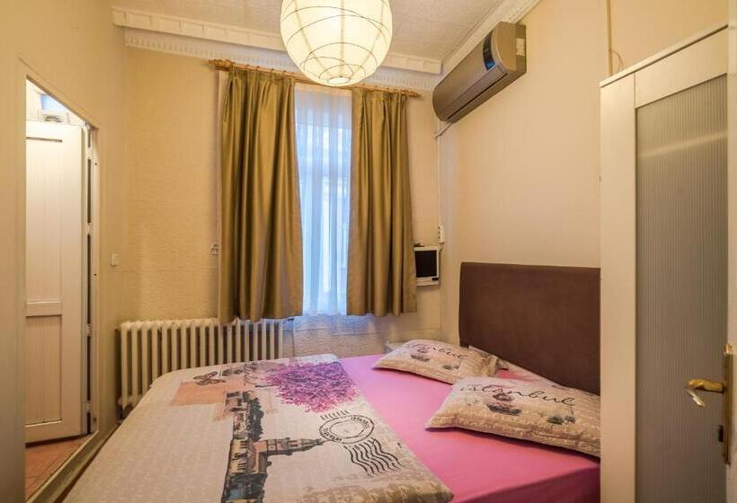 اتاق استاندارد, Erenler Hotel & Hostel