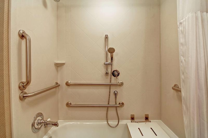Стандартный Номер Кровать Кинг, Hilton Garden Inn Woodbridge