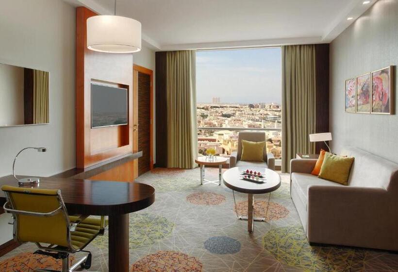 סוויטת אקזקיוטיב, עם מיטת קינג, Holiday Inn Jeddah Gateway, An Ihg