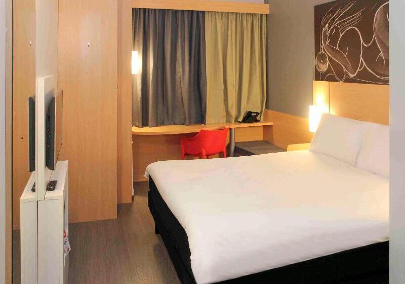 스탠다드 룸, Ibis Jatai