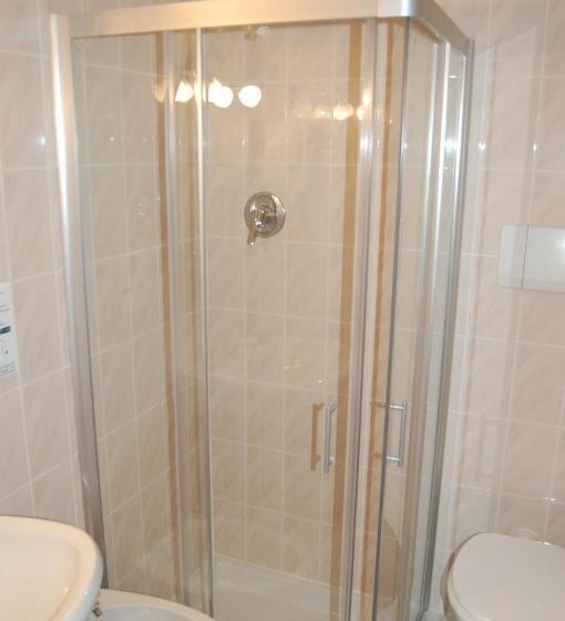 اتاق استاندارد, Marco Polo Self Check In