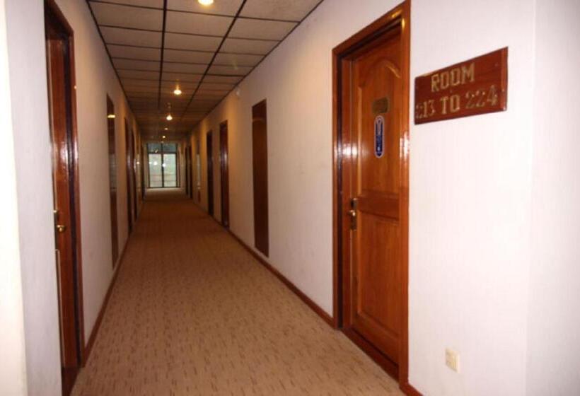 اتاق استاندارد, Myanmar Life