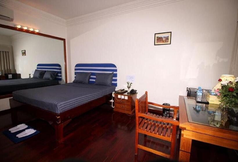 سوییت, Myanmar Life