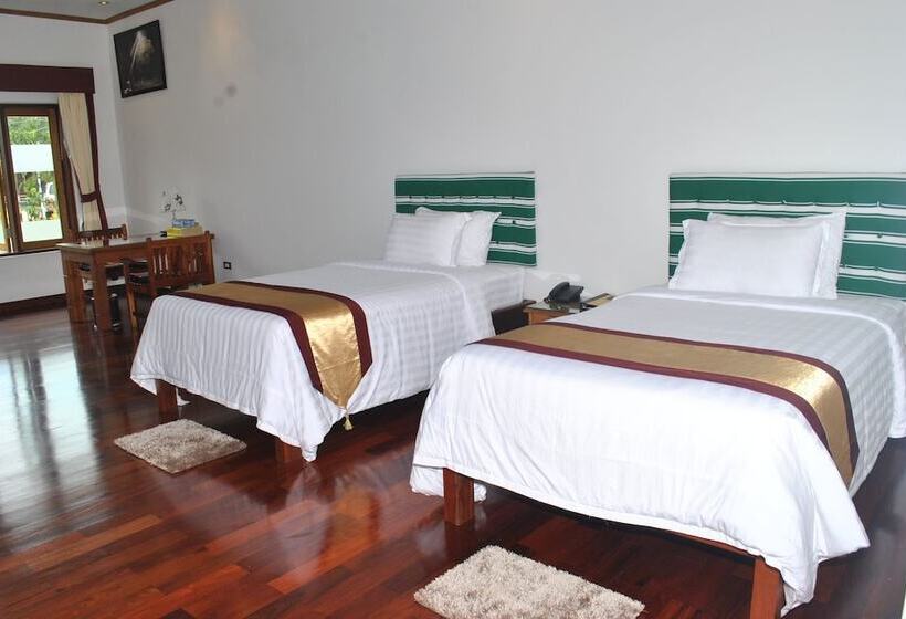 سوییت لوکس, Myanmar Life