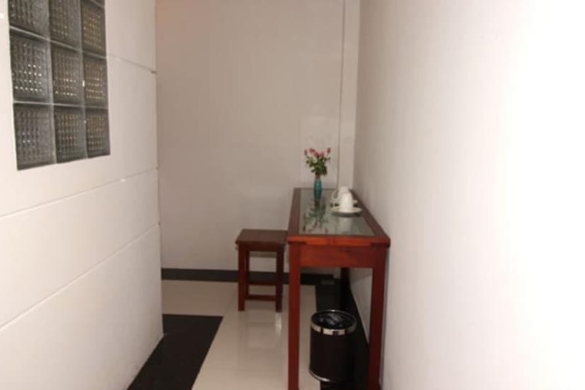 سوییت, Myanmar Life