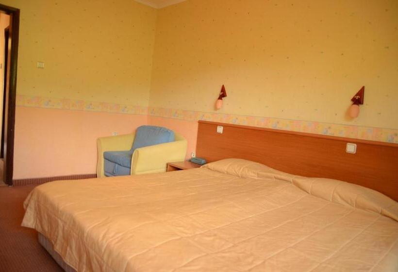 标准间带阳台, Park Hotel Ribaritsa