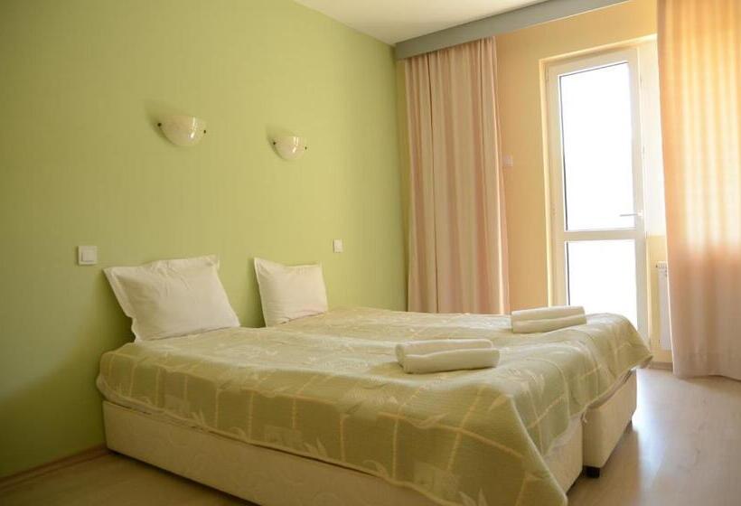 バルコニー付きスタンダードルーム, Park Hotel Ribaritsa