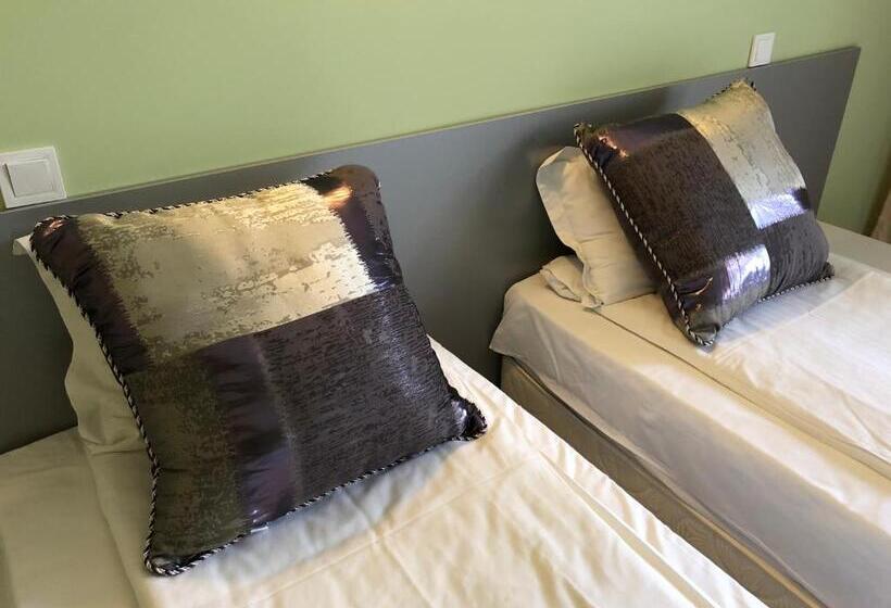 带阳台的豪华间, Park Hotel Ribaritsa