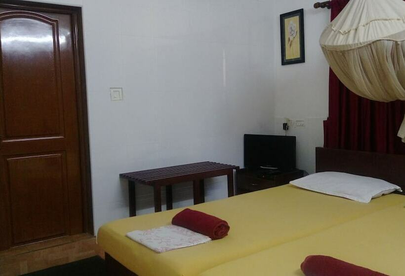 Habitación Deluxe, Reds Residency Homestay