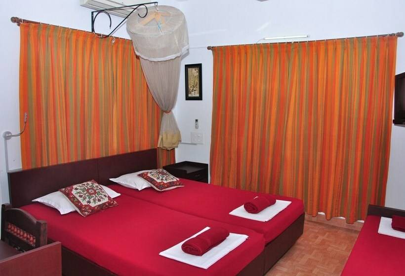 Habitación Deluxe, Reds Residency Homestay