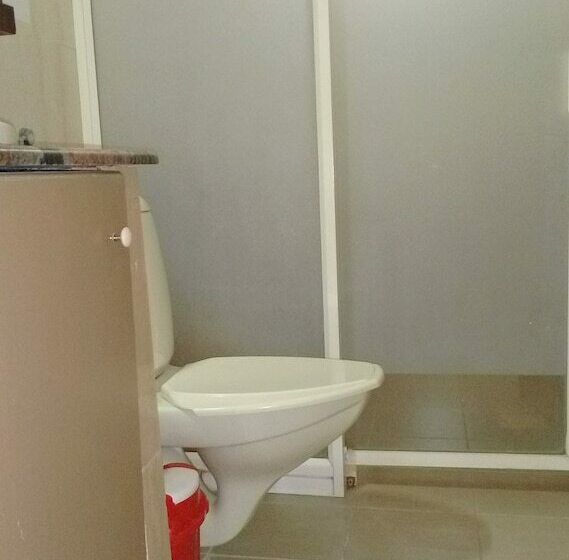 Habitación Deluxe, Reds Residency Homestay