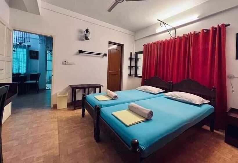 Habitación Deluxe, Reds Residency Homestay