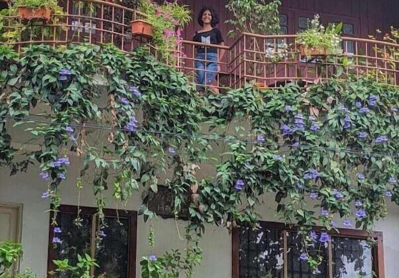 Casa 1 Dormitorio, Reds Residency Homestay