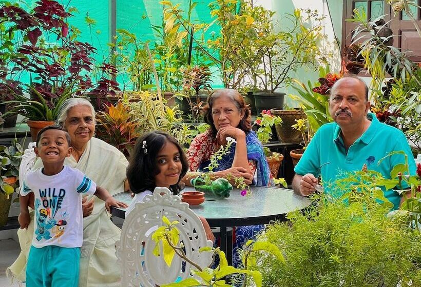 Casa 1 Dormitorio, Reds Residency Homestay