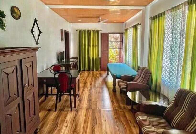 Casa 1 Dormitorio, Reds Residency Homestay