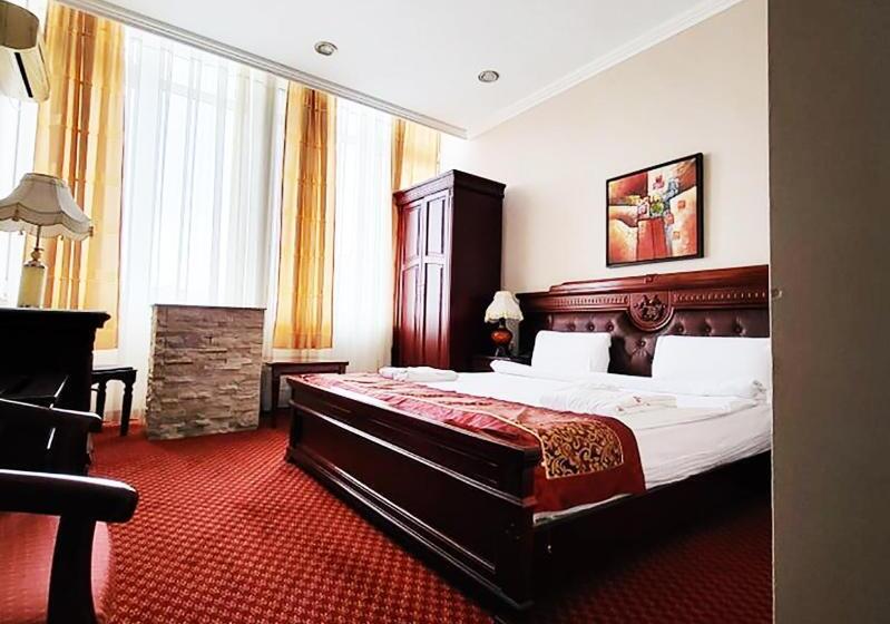 سوییت جونیور, Royal