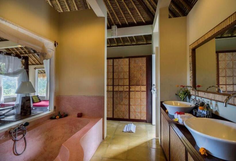 חדר משפחתי, Surya Shanti Villa Sidemen