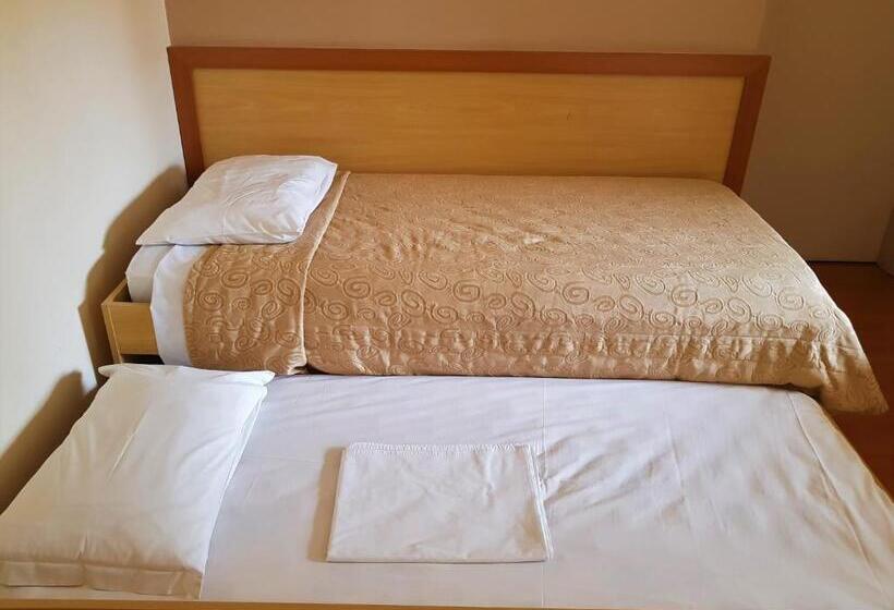 带1个卧室的豪华公寓, Omega Flat