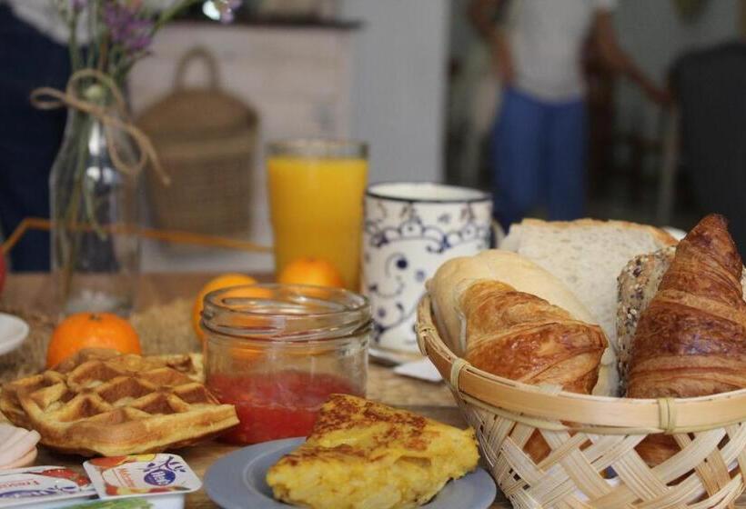 اتاق استاندارد با بالکن, Boutike Guesthouse