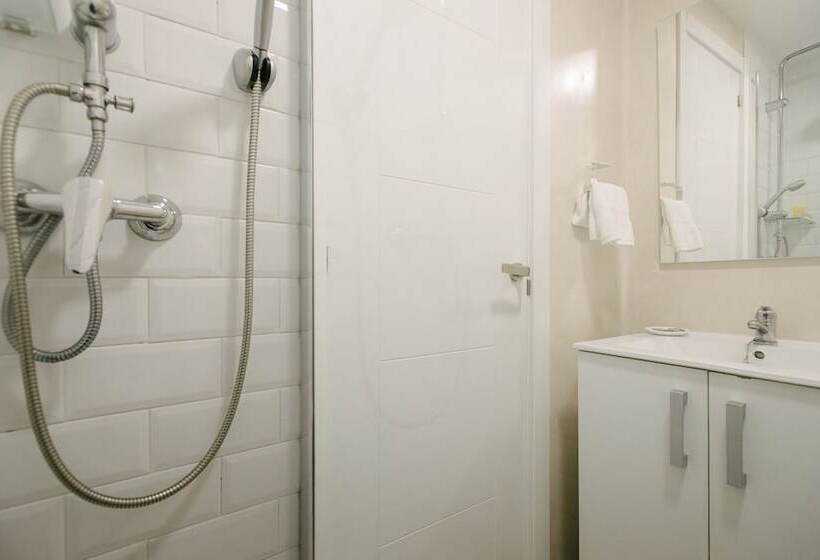 اتاق استاندارد, Boutike Guesthouse