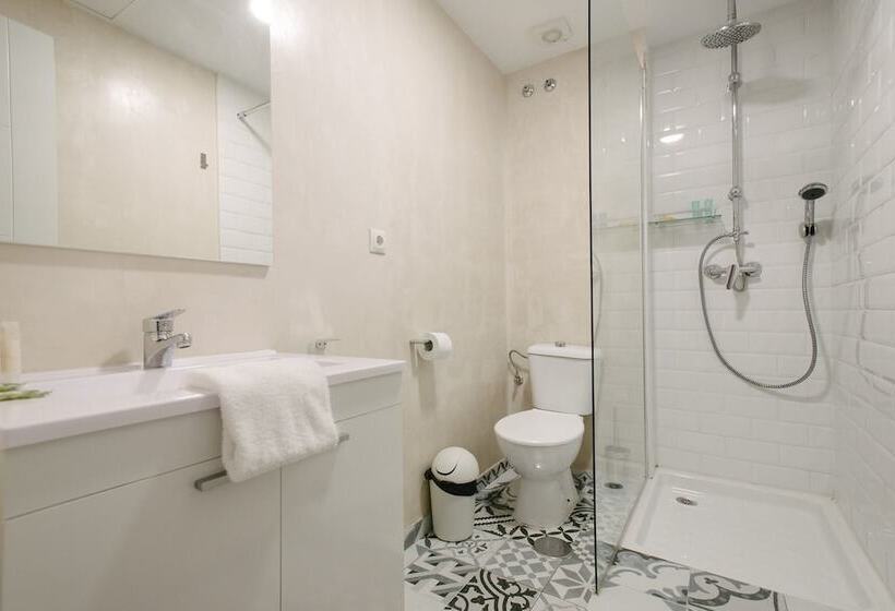 اتاق استاندارد با بالکن, Boutike Guesthouse