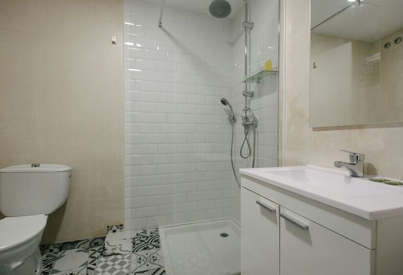 اتاق استاندارد با بالکن, Boutike Guesthouse