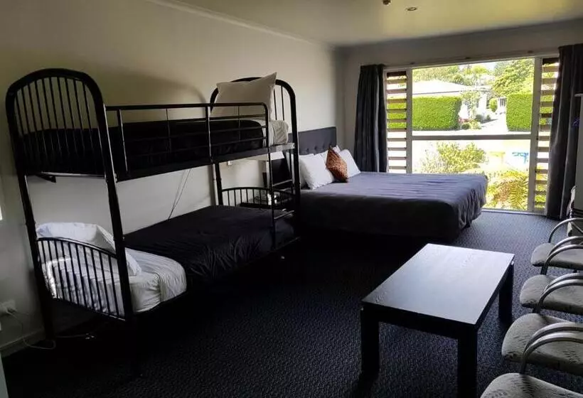 ファミリールーム, Silver Fern Lodge