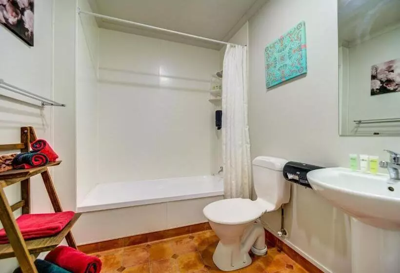 ファミリールーム, Silver Fern Lodge