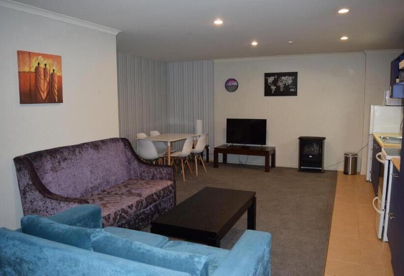 شقة 3 غرف, Silver Fern Lodge