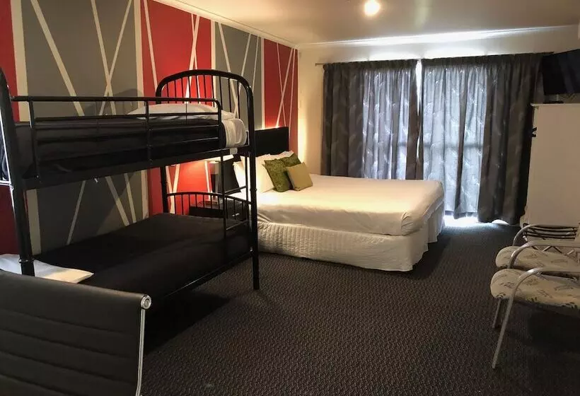スタンダード４人部屋, Silver Fern Lodge