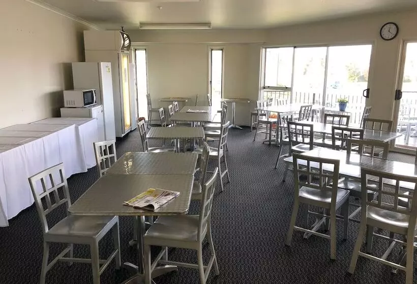 バス共有のスタンダードルーム, Silver Fern Lodge