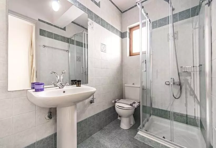 اتاق اکونومی با تخت دوبل, Casa Kasteli