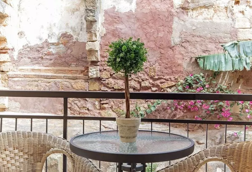 اتاق اکونومی با تخت دوبل, Casa Kasteli