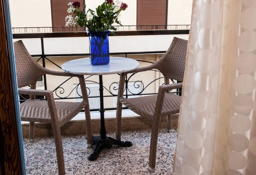 스탠다드 룸 더블 침대, Casa Kasteli