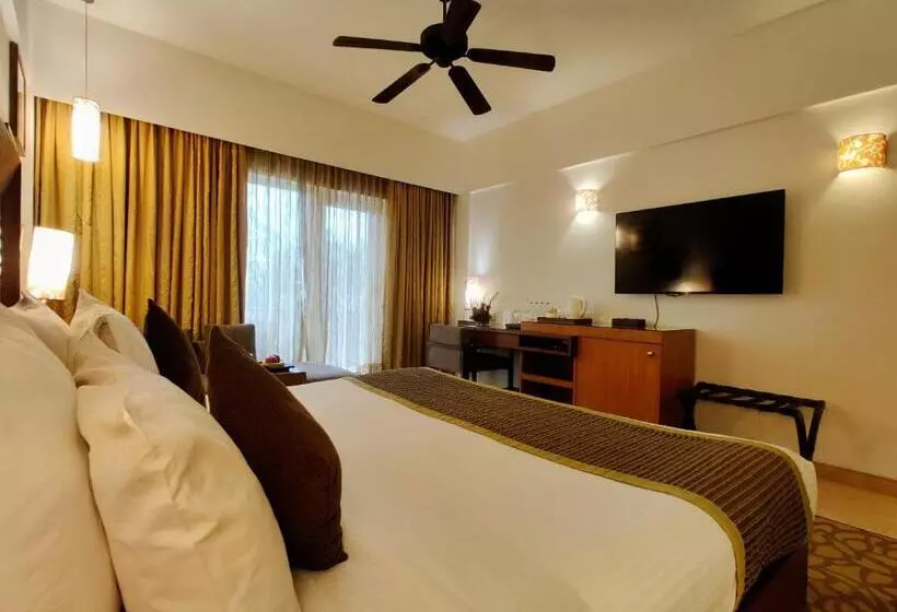 Classic-huone King-vuode, Fariyas Resort, Lonavala