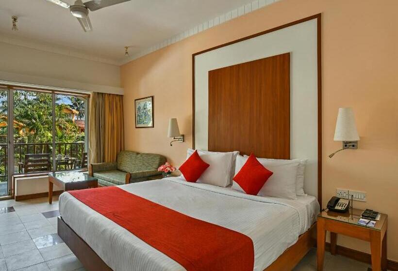 带大床的豪华间, Fariyas Resort, Lonavala