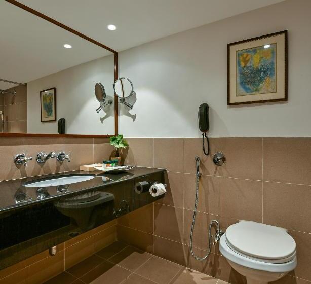 豪华房间, Fariyas Resort, Lonavala